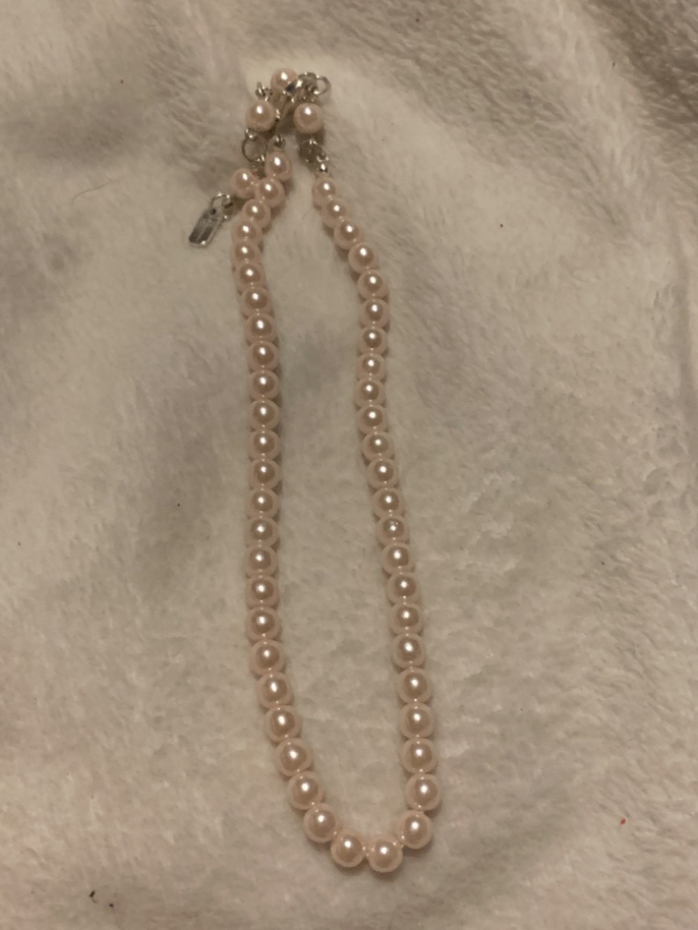 Christina Collection Light Pink Pearl Necklace with Silver Clasp - Picture 2 of 5